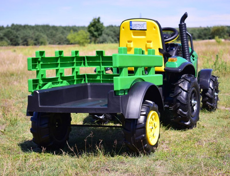 MEGA TRAKTOR Z PRZYCZEPĄ, KOŁA POMPOWANE, MIĘKKIE SIEDZENIE, PILOT, NOWOCZESNY PANEL, FUNKCJA BUJANIA/TT990D