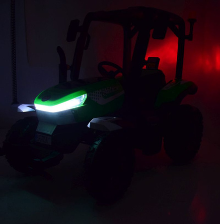 OLBRZYMI TRAKTOR Z PRZYCZEPĄ ,24V, 4X4 JAKOŚĆ/BLT206