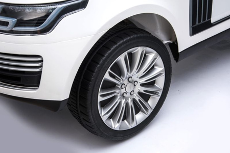 RANGE ROVER -  MIĘKKIE KOŁA, MIĘKKIE SIEDZENIE, DŹWIĘK SPORTOWY SILNIKA, PEŁNA OPCJA/DK-RR999
