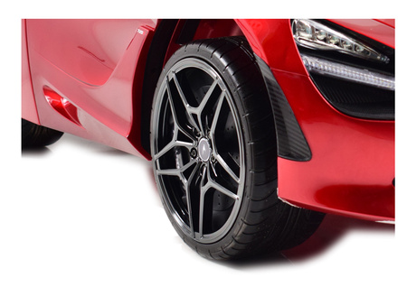 McLaren M720S  MIĘKKIE KOŁA, MIĘKKIE SIEDZENIE, PEŁNA OPCJA/DKM720S