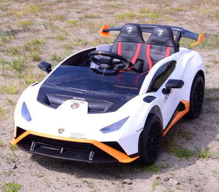 ORYGINALNE DRIFTUJĄCE  LAMBORGHINI  HURACAN STO NA AKUMULATOR/SMT-555-24V