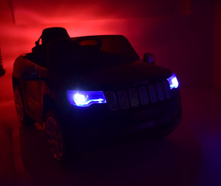 ORYGINALNY JEEP GRAND CHEROKEE, MIĘKKIE KOŁA, MIĘKKIE SIEDZENIE, SUPER WERSJA/JJ2055