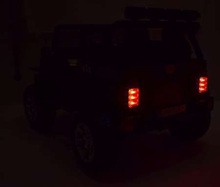 WIELKI DZIP 4X4  ROUGH SPEED, FUNKCJA BUJANIA, WALIZKA, MIĘKKIE KOŁA/XMX-617