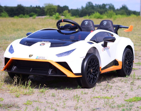 ORYGINALNE DRIFTUJĄCE  LAMBORGHINI  HURACAN STO NA AKUMULATOR/SMT-555-24V