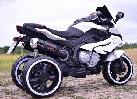 DUŻY MOTOR ŚCIGACZ  STRONG 2 EXCLUSIVE, ŚWIECĄCE KOŁA/HLX2018