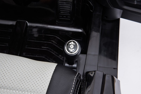 AUTO POLICJA, DŹWIĘKI, MIĘKKIE KOŁA EVA, MIĘKKIE SIEDZENIE/BBH0007