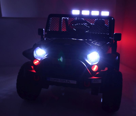 WIELKI DZIP 4X4  ROUGH SPEED, FUNKCJA BUJANIA, WALIZKA, MIĘKKIE KOŁA/XMX-617