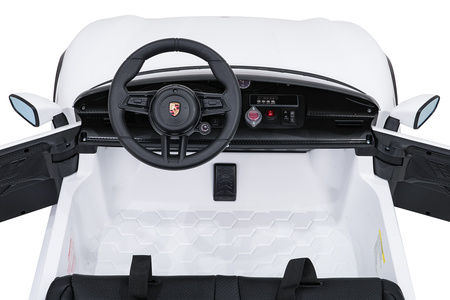 Pojazd Porsche Taycan Turbo S Biały