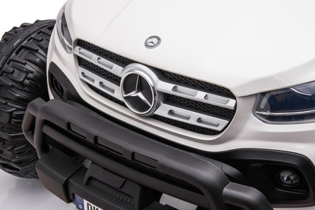 Auto Na Akumulator Mercedes DK-MT950  4x4 Biały