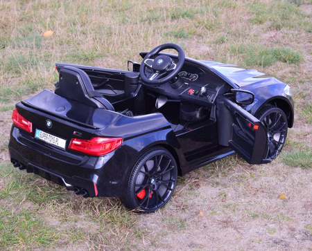 ORYGINALNE BMW M5  24V Z FUNKCJĄ DRIFTU - MIĘKKIE KOŁA, MIĘKKIE SIEDZENIE /SX2118