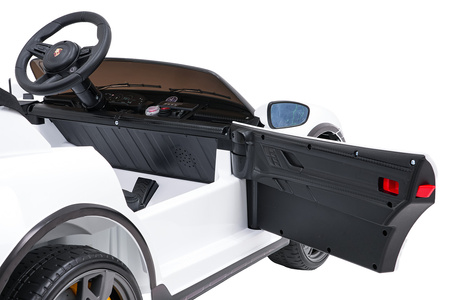 Pojazd Porsche Taycan Turbo S Biały