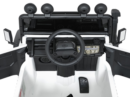 Pojazd Land Rover Defender 110 SVX Concept Biały