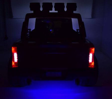 AUTO NA AKUMULATOR ORYGINALNY FORD SUPER DUTY 4X4,24V,LAKIER WALIZKA, PRZESUWANE SIEDZENIE/SX2088