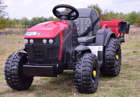 WIELKI TRAKTOR NA AKUMULATOR Z PRZYCZEPĄ, MIĘKKIE KOŁA, MIĘKKIE SIEDZENIE/BDM0925