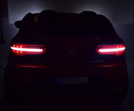 MERCEDES GLC 63S LICENCJA, 4X4, 2x12V, WALIZKA, MIĘKKIE KOŁA EVA, MIĘKKIE SIEDZENIE, LAKIER POLEROWANY, FULL OPCJA/XMX608