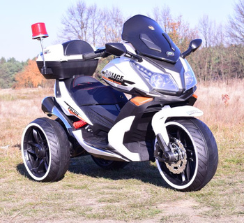 OLBRZYMI SKUTER POLICYJNY,  DŹWIĘKI SYRENY, MEGAFON, KOGUT, MIĘKKIE SIEDZENIE, GAZ W MANETCE/AK550