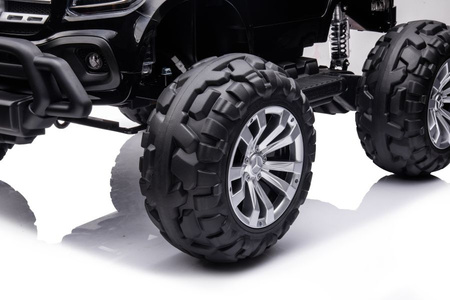 Auto Na Akumulator Mercedes  DK-MT950 4x4 Czarny Lakierowany