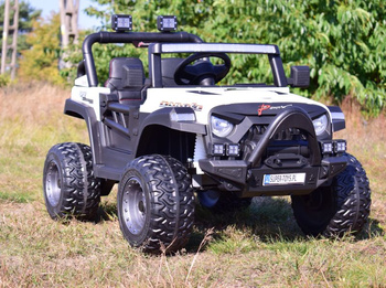 NAJNOWSZY DZIP NA AKUMULATOR  "TARGET", WSPOMAGANIE KIEROWNICY, MIĘKKIE KOŁA, MIĘKKIE SIEDZENIE/BBH-016