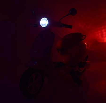 ORYGINALNA  VESPA PRIMAVERA PEŁNA WERSJA/ CT-728