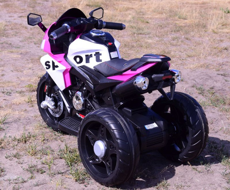 MEGA MOTOR 3 KOŁOWY SPORT, DWA SILNIKI , MIĘKKIE KOŁA, MIĘKKIE SIEDZENIE, GAZ W MANETCE/FB6886