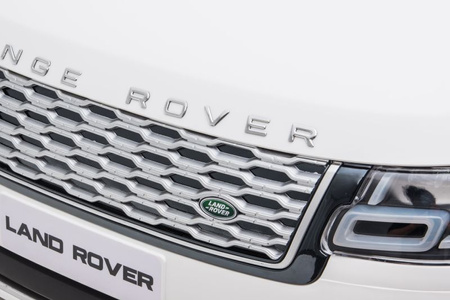 RANGE ROVER -  MIĘKKIE KOŁA, MIĘKKIE SIEDZENIE, DŹWIĘK SPORTOWY SILNIKA, PEŁNA OPCJA/DK-RR999