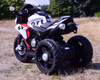 MEGA MOTOR 3 KOŁOWY SPORT, DWA SILNIKI , MIĘKKIE KOŁA, MIĘKKIE SIEDZENIE, GAZ W MANETCE/FB6886