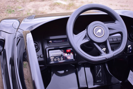 McLaren M720S  MIĘKKIE KOŁA, MIĘKKIE SIEDZENIE, PEŁNA OPCJA/DKM720S