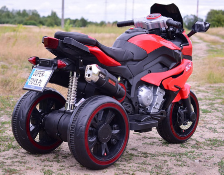 DUŻY MOTOR ŚCIGACZ  STRONG 2 EXCLUSIVE, ŚWIECĄCE KOŁA/HLX2018