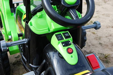 MOCNY TRAKTOR Z ŁYŻKĄ KINGDOM 12V  DWIE PRĘDKOŚCI/JS328A