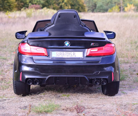 ORYGINALNE BMW M5  24V Z FUNKCJĄ DRIFTU - MIĘKKIE KOŁA, MIĘKKIE SIEDZENIE /SX2118