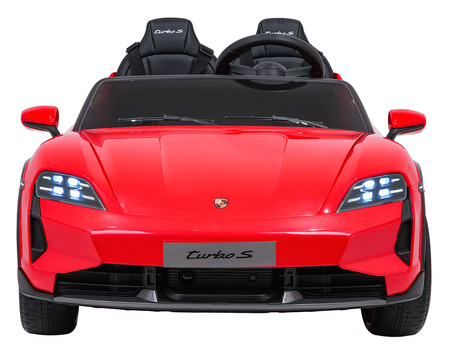 Pojazd Porsche Taycan Turbo S Czerwony