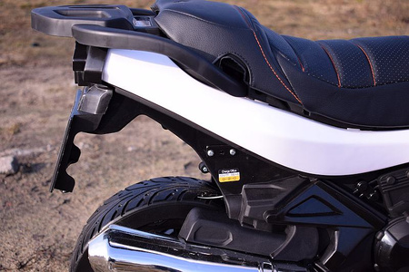 WIELKI SUPER SZYBKI MOTOR ŚCIGACZ  SPORT /J558