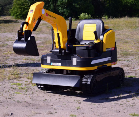 MEGA KOPARKA+SPYCHACZ 2 W1  NA AKUMULATOR , PILOT, GUMOWE GĄSIENCE/DLS-X7