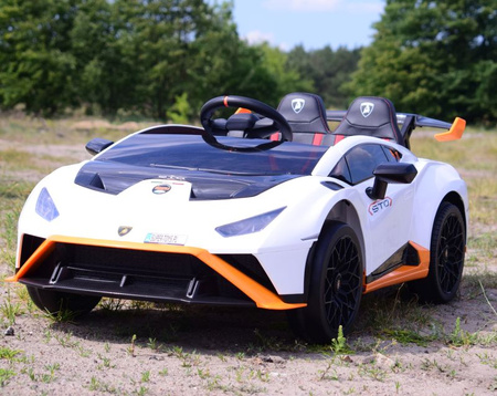 ORYGINALNE DRIFTUJĄCE  LAMBORGHINI  HURACAN STO NA AKUMULATOR/SMT-555-24V