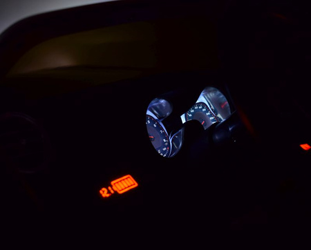 MERCEDES GLC 63S LICENCJA, 4X4, 2x12V, WALIZKA, MIĘKKIE KOŁA EVA, MIĘKKIE SIEDZENIE, LAKIER POLEROWANY, FULL OPCJA/XMX608