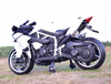 SUPER ŚCIGACZ 12 V, NOWOCZESNA  BRYŁA, ŚWIECĄCE KOŁA, GAZ W MANETCE, DWA SILNIKI/MOTOR-H