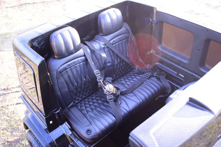 OLBRZYMI MERCEDES G63 NA AKUMULATOR 800 W,2X24V DYWANIKI,LAKIER /DKG63