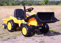 TRAKTOR NA AKUMULATOR Z PRZYCZEPĄ - JCX, PILOT/S-617